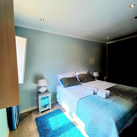 アトウギア・ダ・バレイアCasa Do Portao Azul - Salmoneteアパートメント エクステリア 写真