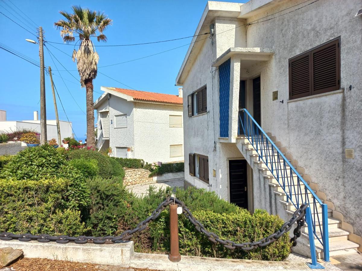 アトウギア・ダ・バレイアCasa Do Portao Azul - Salmoneteアパートメント エクステリア 写真