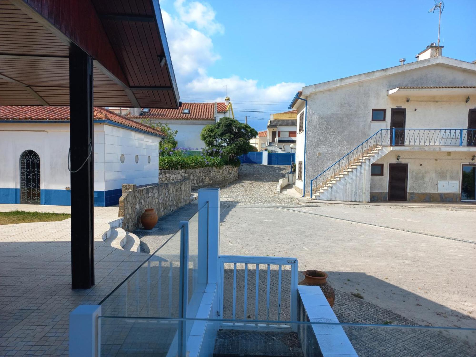 アトウギア・ダ・バレイアCasa Do Portao Azul - Salmoneteアパートメント エクステリア 写真